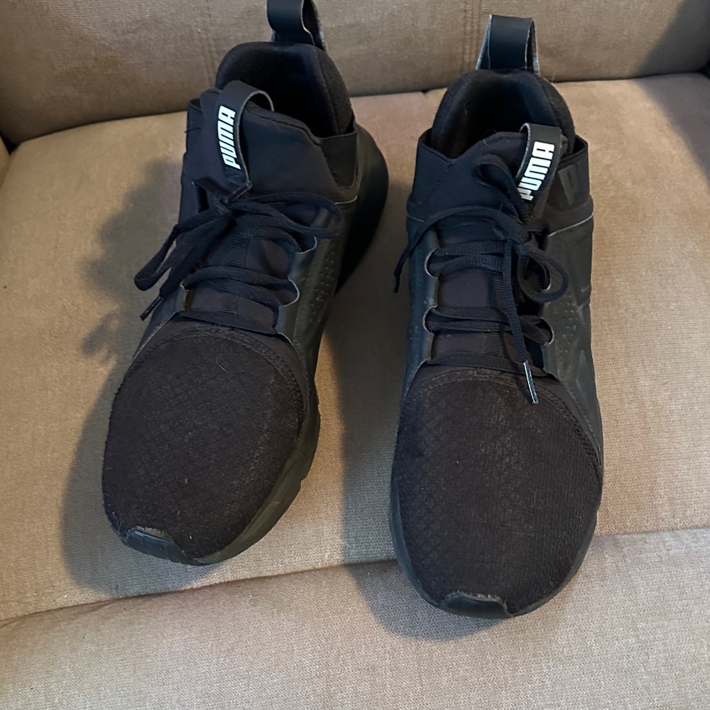 Puma Enzo Athletic Shoes size 10